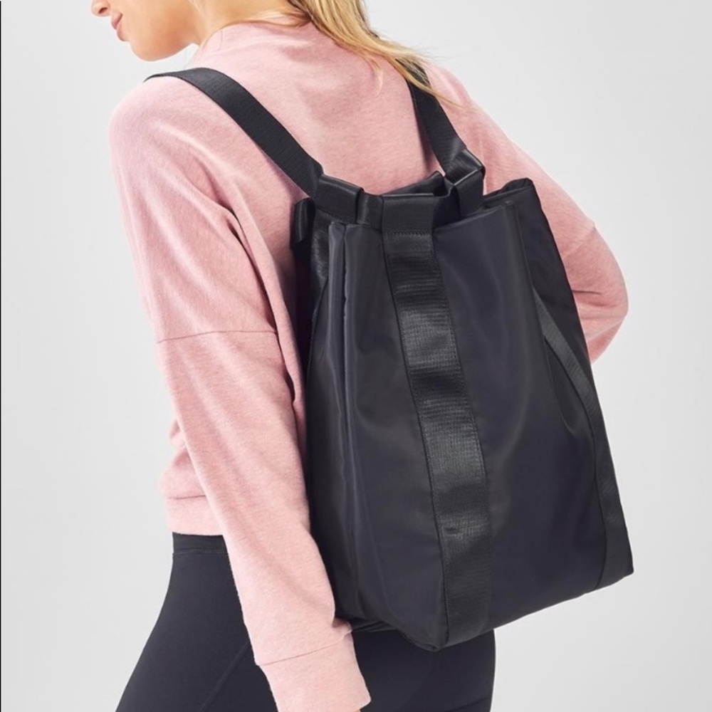 Fabletics Bucket BackPack